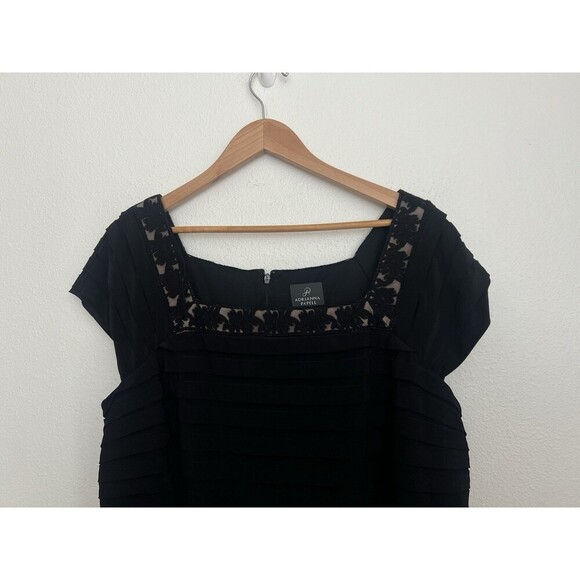Adrianna Papell Black Dress Cap Sleeve Square Neck Flow Lace Party Stretch 18W - Picture 2 of 8